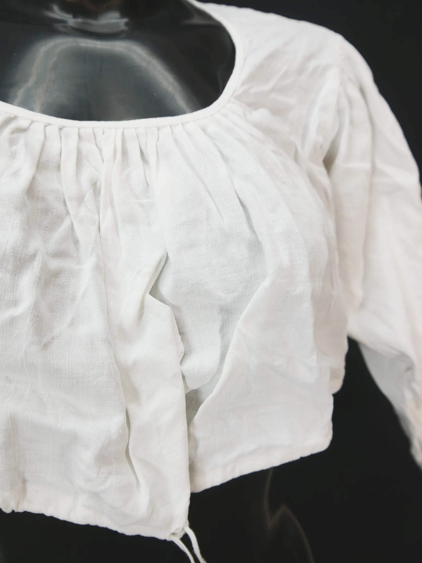 Gr.48 Dirndlbluse weiß Bluse für Dirndl Leinenmischung mit Spitze B10426